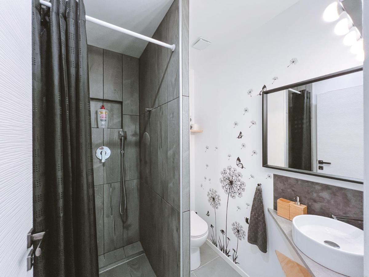 Sky - Gite Meuble & Confort Drome - Ecolodgite Laveyron 外观 照片